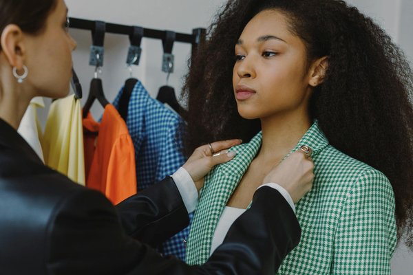 Ultimate Guide to Rocking Swing Dresses at UK Music Festivals: Top Fashion Tips and Must-Know Tricks